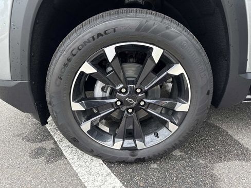 New 2026 Chevrolet Equinox RS w/ Convenience Package III FWD image 34