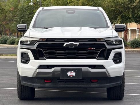 Used 2024 Chevrolet Colorado Z71 w/ Advanced Trailering Package image 11