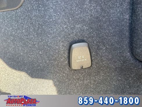 Used 2023 Volvo XC40 Recharge Ultimate image 27