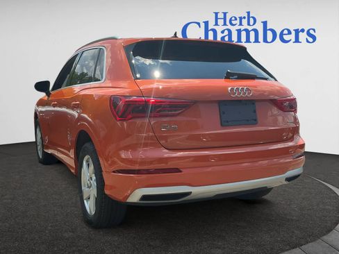 Used 2022 Audi Q3 2.0T Premium image 3