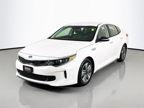 Used 2017 Kia Optima EX image 3