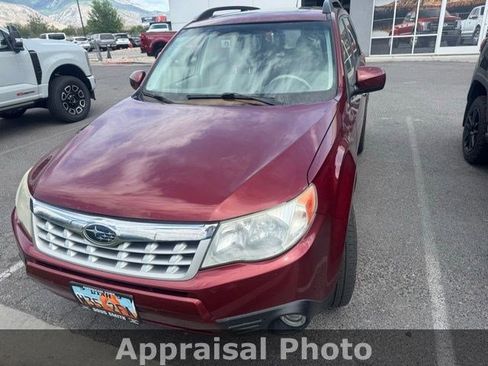 Used 2013 Subaru Forester 2.5X Premium AWD/4WD image 8