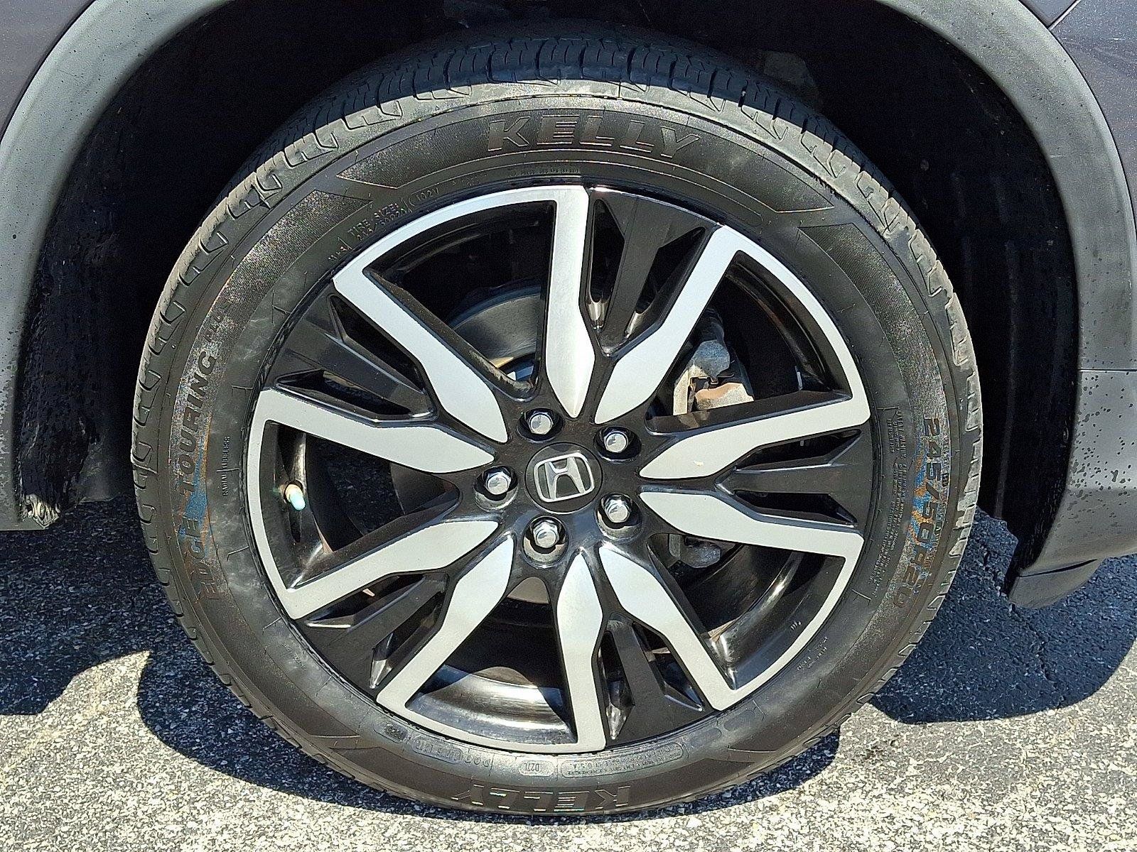 Used 2021 Honda Pilot Touring image 8