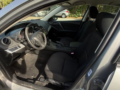 Used 2013 MAZDA MAZDA3 i Sport FWD image 8