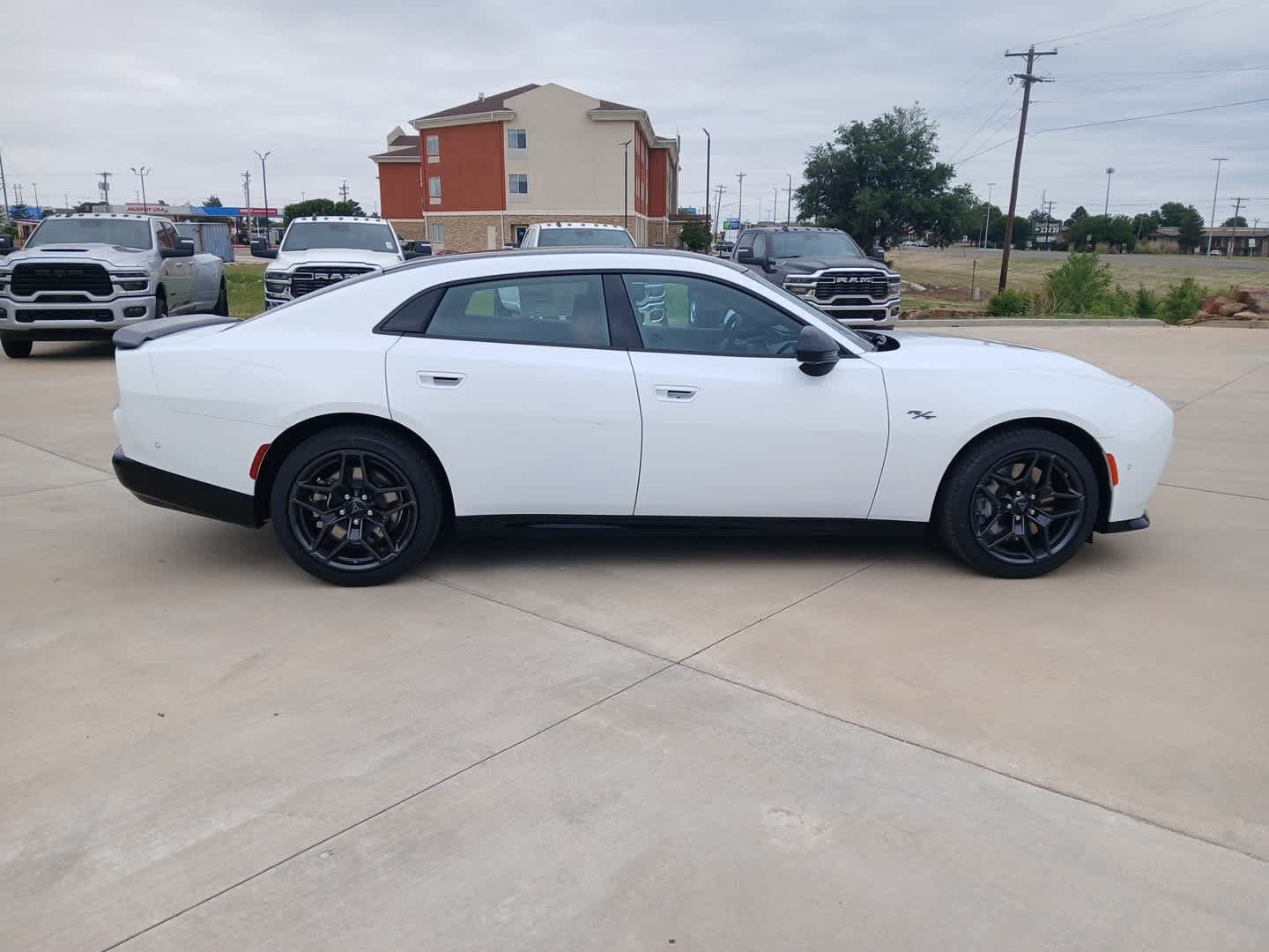 New 2026 Dodge Charger R/T AWD/4WD image 9