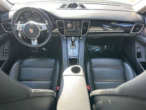 Used 2016 Porsche Panamera Edition image 10