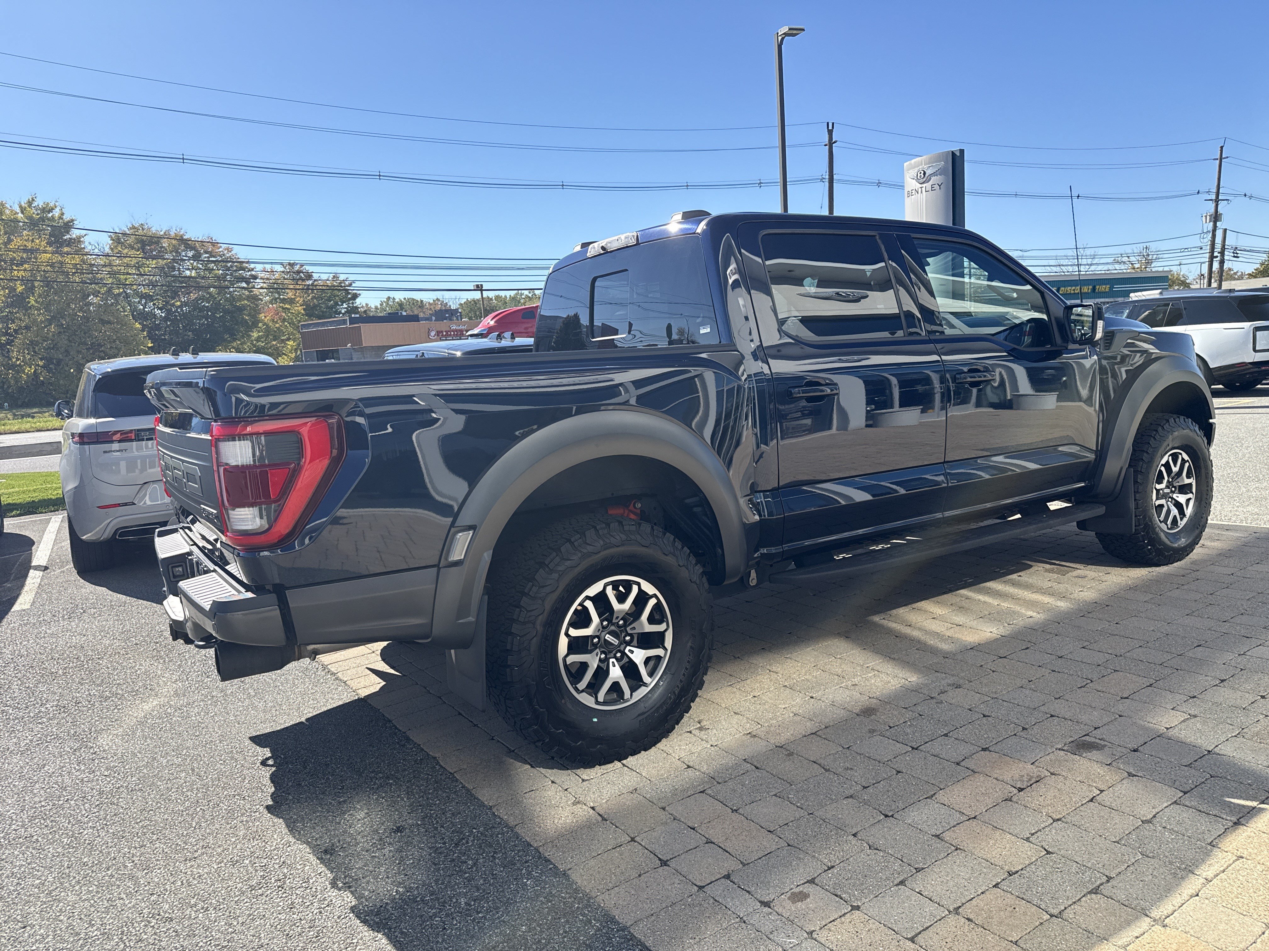 Used 2022 Ford F150 Raptor w/ Equipment Group 801A High AWD/4WD image 11