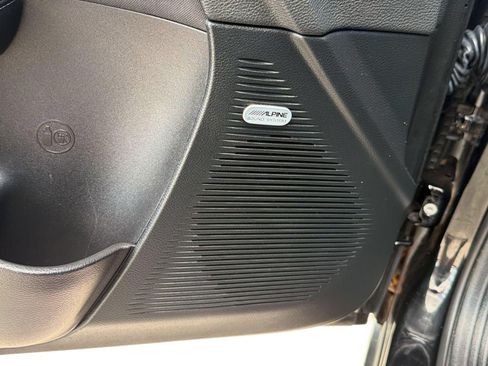 Used 2022 Dodge Challenger R/T Scat Pack RWD image 24