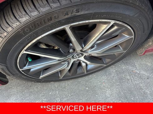 Used 2022 Toyota Camry XLE w/ Navigation Package image 6