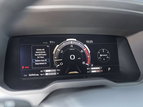 Used 2022 Toyota Tundra Platinum AWD/4WD image 13