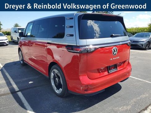 New 2025 Volkswagen ID. Buzz Pro S Plus image 7