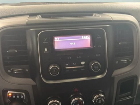 Used 2019 RAM 1500 Express RWD image 12