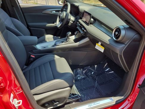 New 2024 Alfa Romeo Tonale Speciale image 18