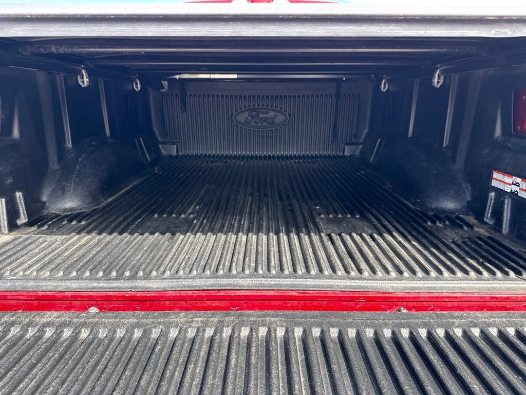 Used 2018 Ford F150 XLT w/ Equipment Group 302A Luxury AWD/4WD image 4