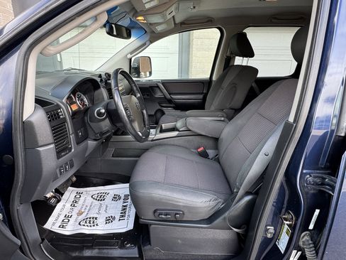 Used 2010 Nissan Titan SE w/ SE Value Truck Pkg AWD/4WD image 14