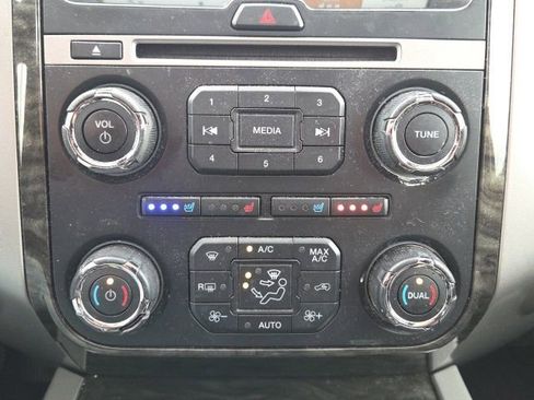 Used 2016 Ford Expedition EL Limited RWD image 32