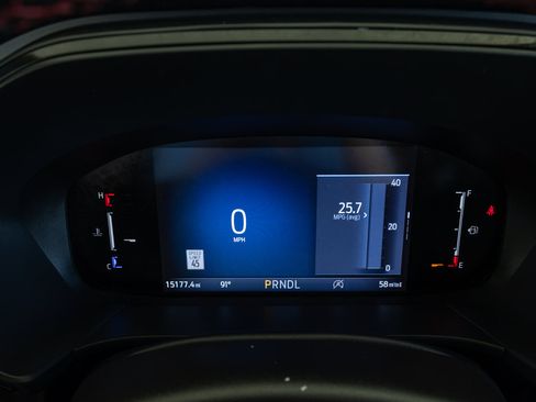 Used 2025 Ford Escape ST-Line w/ Tech Pack #1 FWD image 12