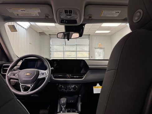 New 2026 Chevrolet TrailBlazer LT w/ LT Cold Weather Package AWD/4WD image 19