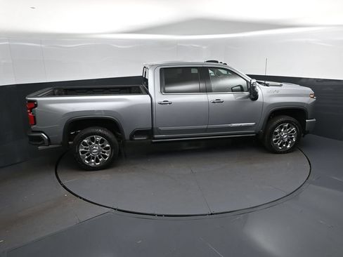 New 2026 Chevrolet Silverado 2500 High Country w/ High Country Premium Package AWD/4WD image 36