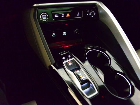 New 2025 Audi Q5 Premium Plus image 27