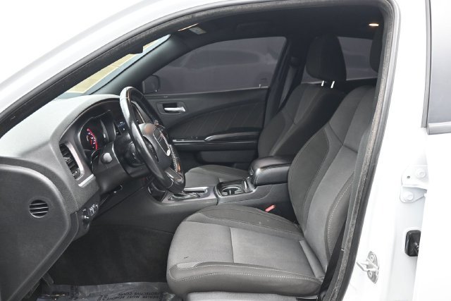 Used 2021 Dodge Charger SXT w/ Blacktop Package RWD image 6