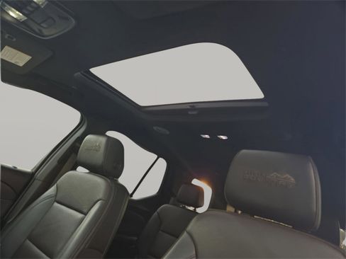 Used 2023 Chevrolet Traverse High Country w/ LPO, Floor Liner Package image 23