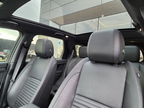 Certified 2023 Land Rover Discovery Sport SE image 12