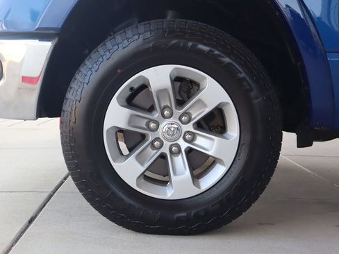 Used 2019 RAM 1500 Laramie AWD/4WD image 5