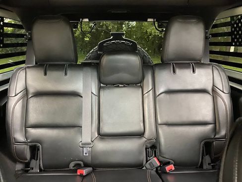 Used 2021 Jeep Wrangler Unlimited Rubicon w/ Trailer Tow Package AWD/4WD image 21