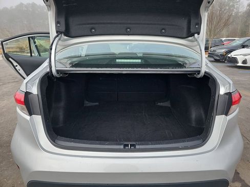 Used 2024 Toyota Corolla LE image 14