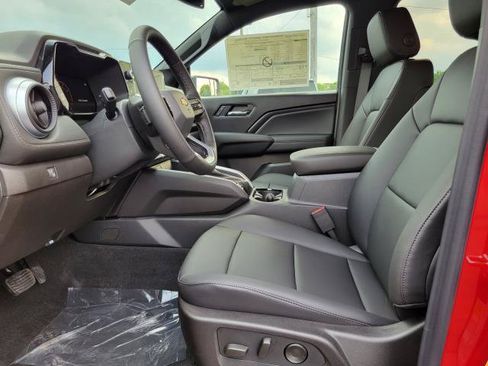 New 2026 Chevrolet Colorado LT w/ LT Convenience Package AWD/4WD image 8