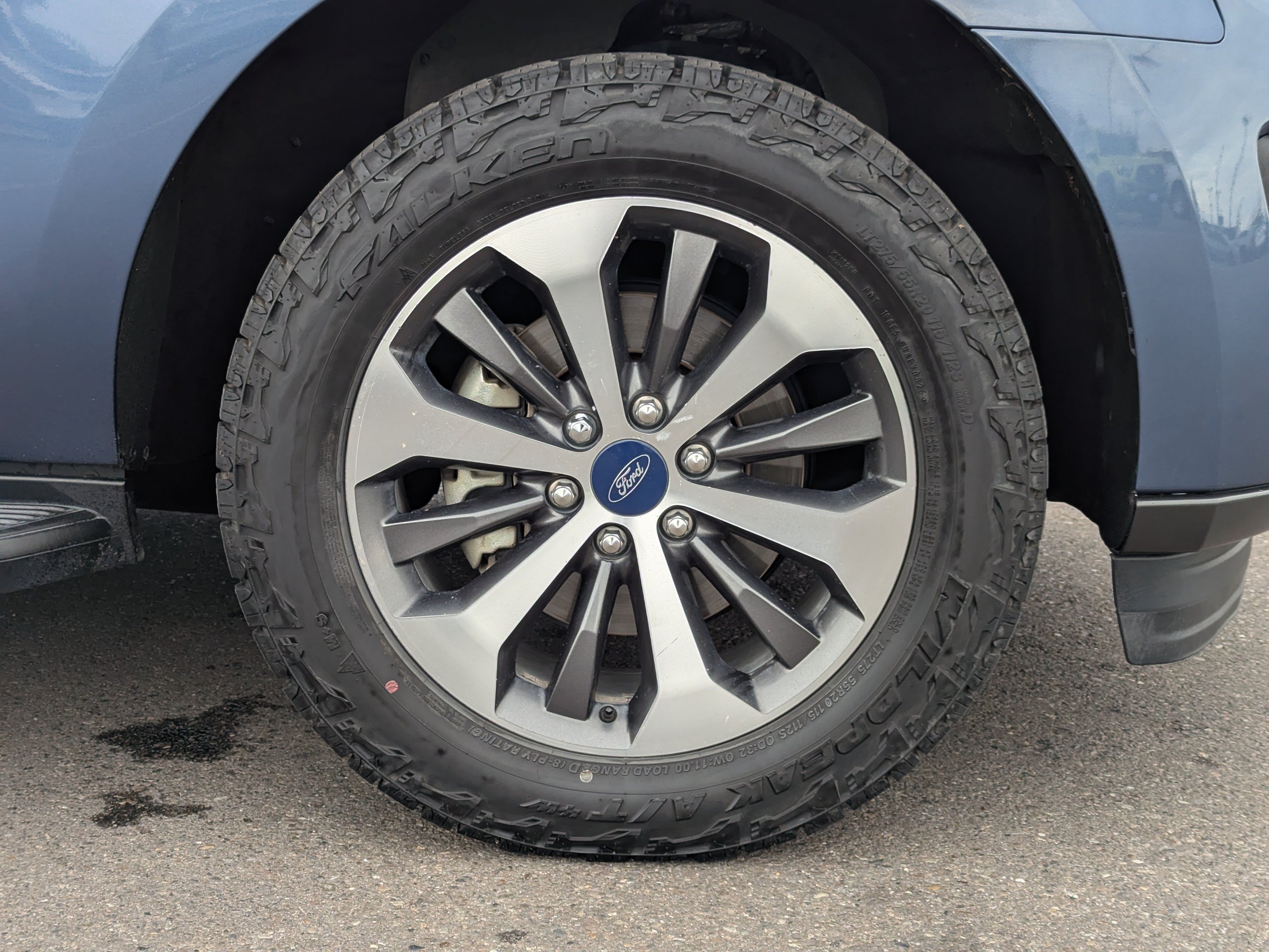 Used 2018 Ford Expedition Max XLT w/ Equipment Group 201A AWD/4WD image 46