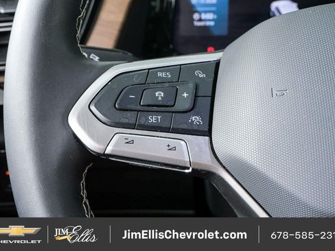 Used 2024 Volkswagen Atlas SE FWD image 10