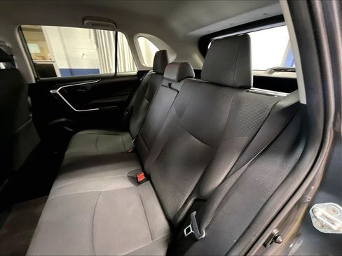 Used 2019 Toyota RAV4 LE w/ All Weather Liner Package AWD/4WD image 15