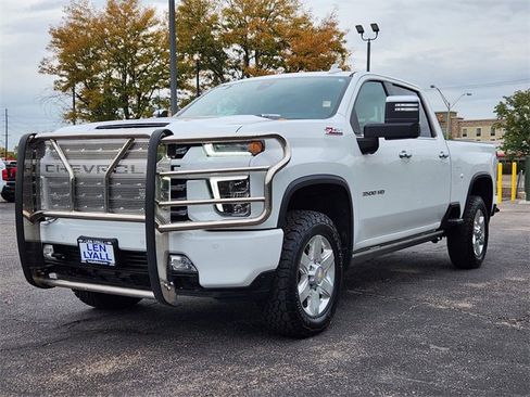 Used 2022 Chevrolet Silverado 3500 LTZ w/ Z71 Chrome Sport Edition image 4