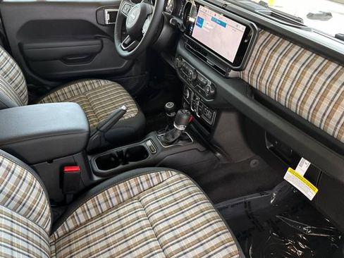 New 2026 Jeep Gladiator Mojave AWD/4WD image 14