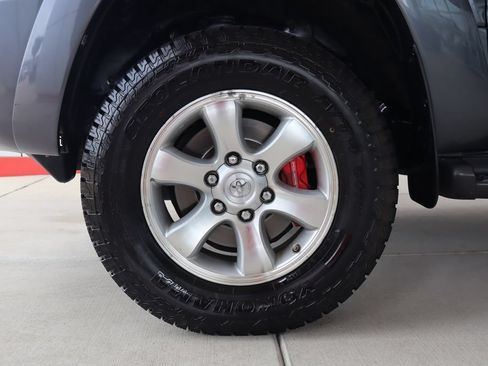 Used 2004 Toyota 4Runner Sport AWD/4WD image 5