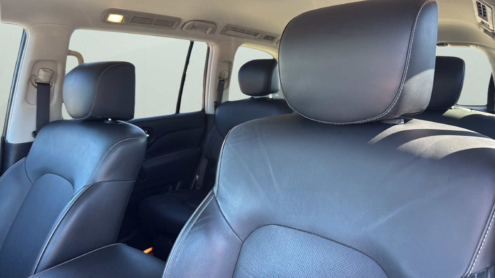 Used 2019 INFINITI QX80 Luxe w/ 22" Wheel Package RWD image 9