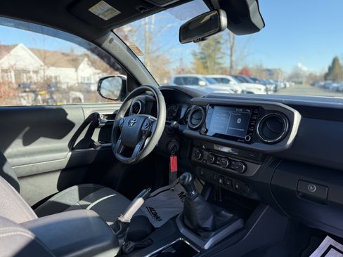 Used 2023 Toyota Tacoma TRD Off-Road w/ Technology Package image 35