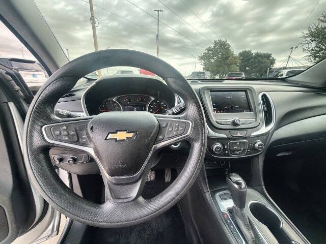 Used 2020 Chevrolet Equinox LT AWD/4WD image 11