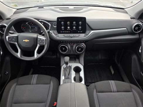 Used 2024 Chevrolet Blazer LT w/ Convenience Package image 10