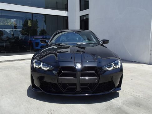 Used 2021 BMW M4 Competition w/ Executive Package RWD image 2