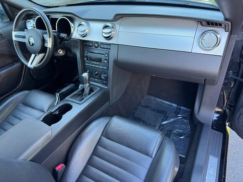 Used 2006 Ford Mustang GT Premium RWD image 20