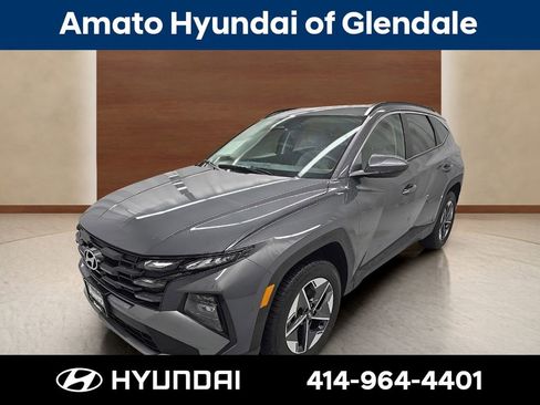 Certified 2025 Hyundai Tucson SEL AWD/4WD image 1