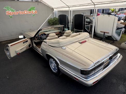 Used 1996 Jaguar XJS 4.0 Convertible RWD image 3
