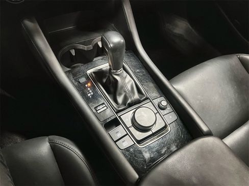 Used 2022 MAZDA MAZDA3 s image 31