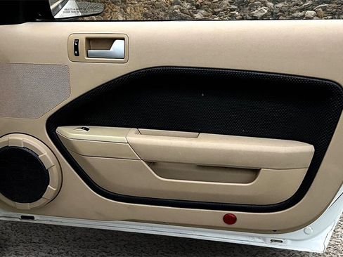 Used 2007 Ford Mustang GT image 18