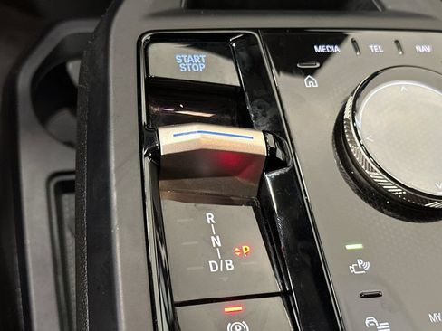 Used 2023 BMW iX xDrive50 w/ Convenience Package AWD/4WD image 26