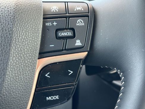 Used 2024 Toyota Crown Platinum AWD/4WD image 24