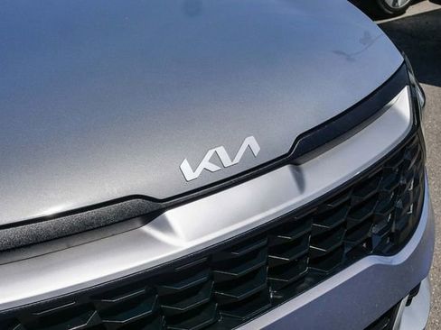 Certified 2025 Kia Sportage LX FWD image 12